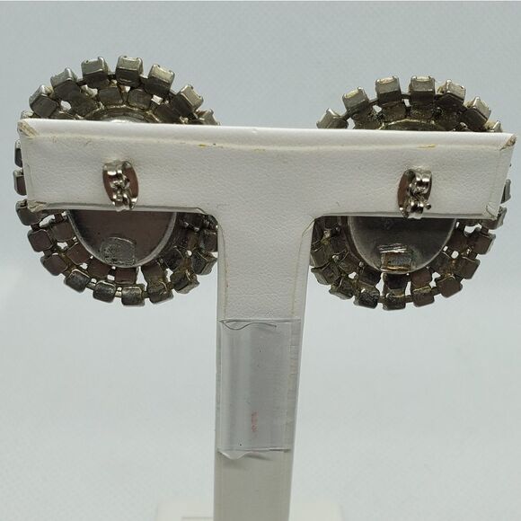 Vintage White & Silver Earrings - Picture 4 of 5